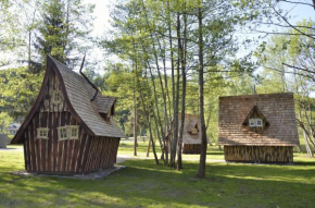  Les Lodges du Lac  Сент-Альбан-де-Монбель